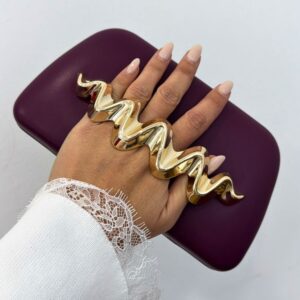 Bolso mano vino tinto