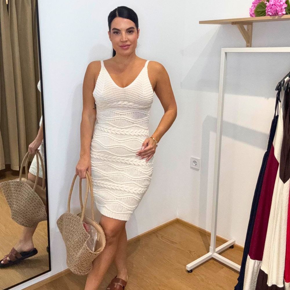 Vestido nudo beige