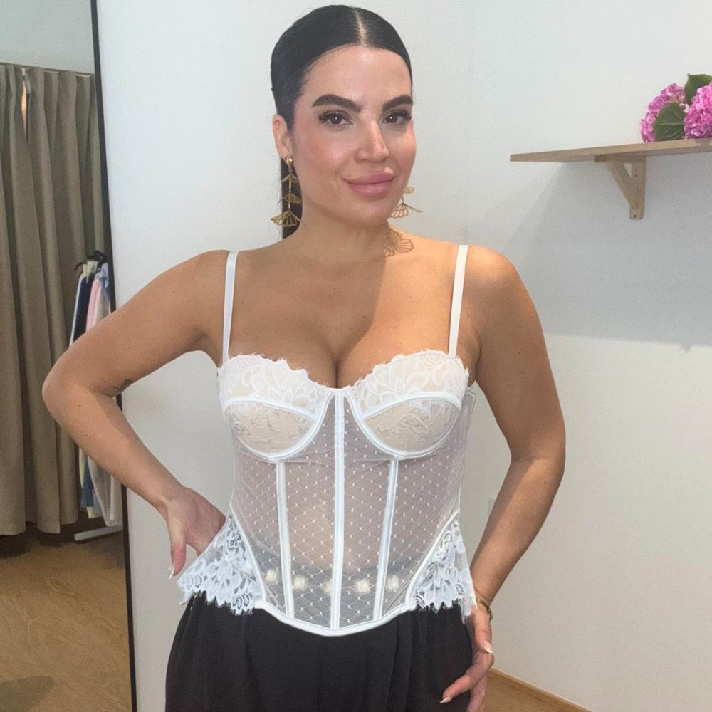 Cosert bordado blanco
